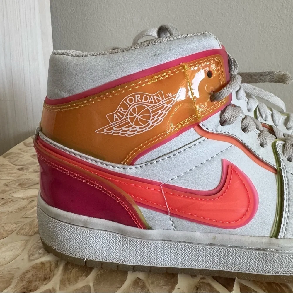 Nike Air Jordan 1 GS Edge Glow White Pink Blast Sneakers 5.5